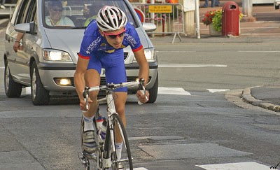 dylan kowalski en seul en tete depuis de nombreux tours